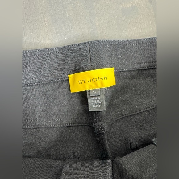 St. John Women’s Yellow label Black Jeans - Picture 4 of 9